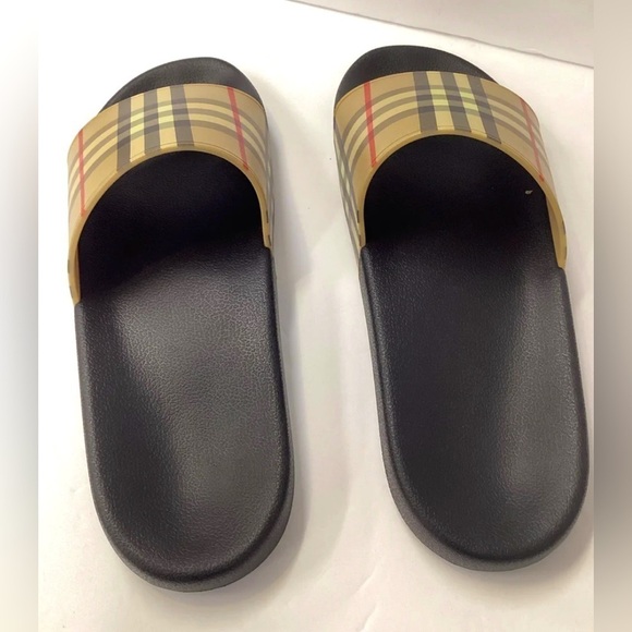 Burberry Furley Sliders Sandals Shoe Mens SIZE 10 - Picture 3 of 4